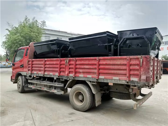 洛南U型矿斗发货